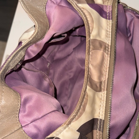 Sold - Picture 12 of 16